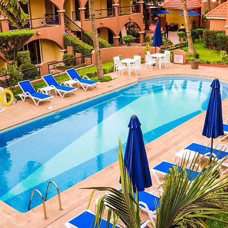 Airport Hotel Casino Du Cap-Vert Дакар Екстериор снимка