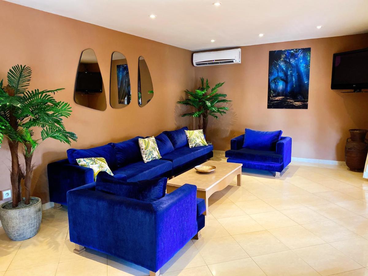 Airport Hotel Casino Du Cap-Vert Дакар Екстериор снимка