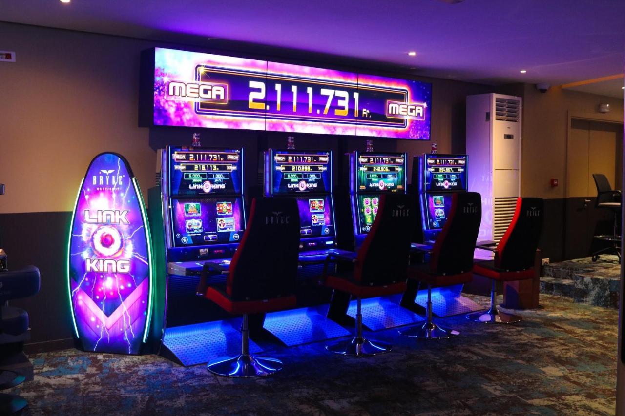 Airport Hotel Casino Du Cap-Vert Дакар Екстериор снимка