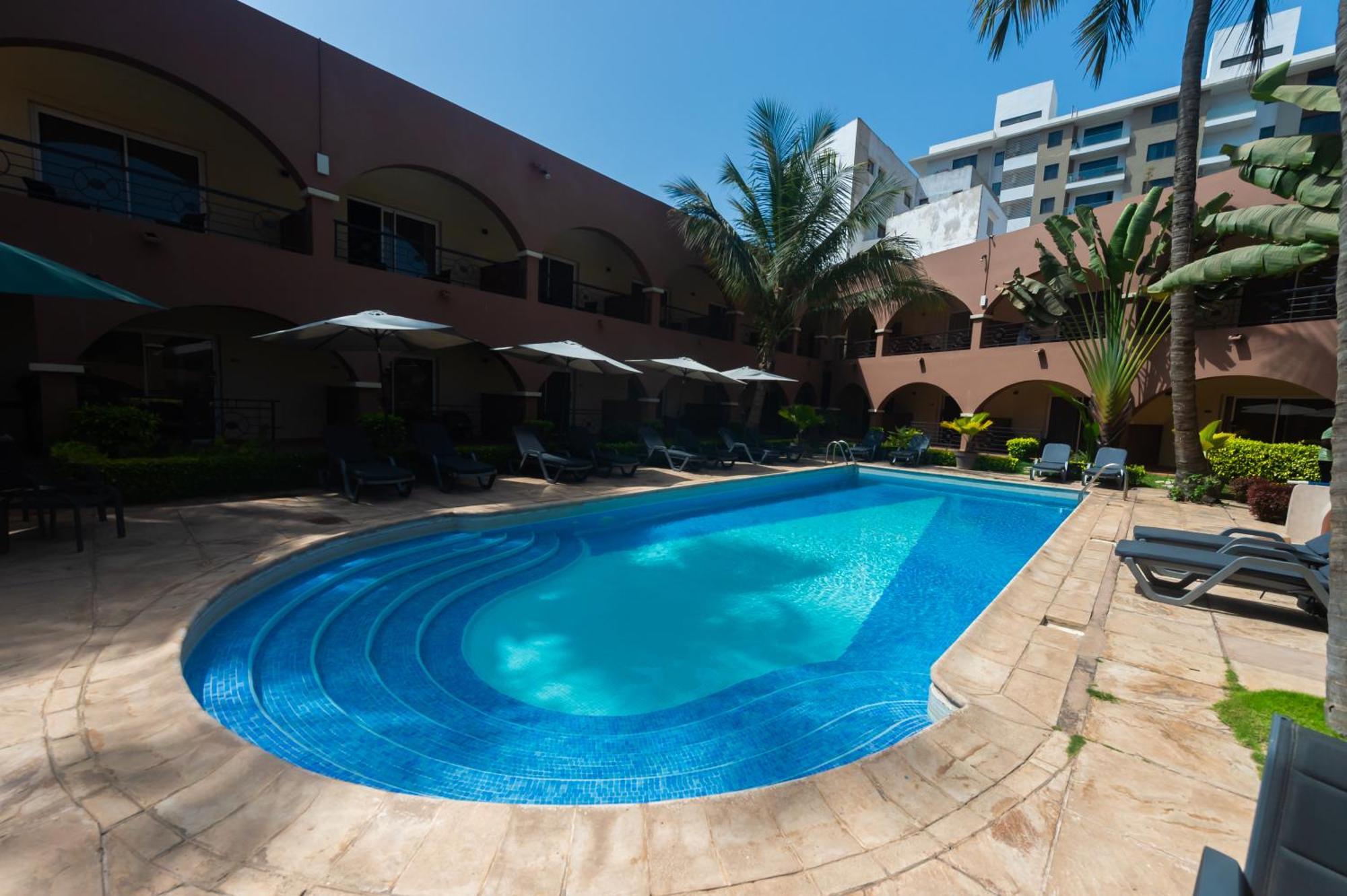 Airport Hotel Casino Du Cap-Vert Дакар Екстериор снимка